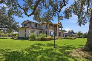 7500 Daetwyler Dr, Belle Isle, FL 32812 - Photo 2