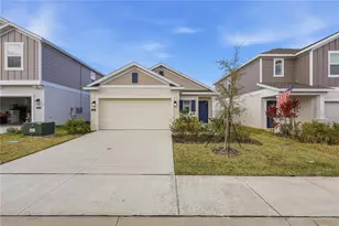 1926 Niagra Dr, Davenport, FL 33837 - Photo 2