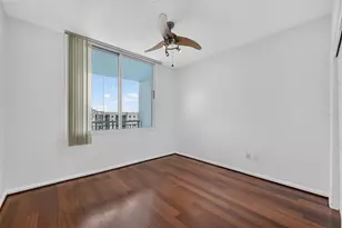 322 E Central Blvd, Orlando, FL 32801 - Photo 10