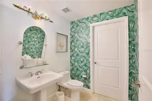 100 S Eola Dr, Orlando, FL 32801 - Photo 18