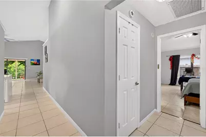 2957 Birmingham Boulevard, Orlando, FL 32829 - Photo 8