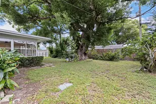 1011 Macrae Ave, Clearwater, FL 33755 - Photo 32