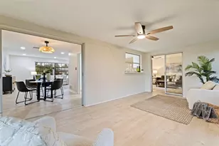 1011 Macrae Ave, Clearwater, FL 33755 - Photo 22