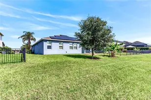 2304 Tudor Rose Dr, Sanford, FL 32773 - Photo 38