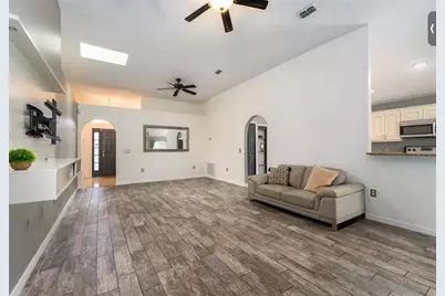 307 Cardiff Avenue, Davenport, FL 33897 - Photo 2