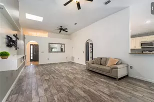 307 Cardiff Ave, Davenport, FL 33897 - Photo 2