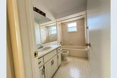 2750 Saffron Drive, Orlando, FL 32837 - Photo 2
