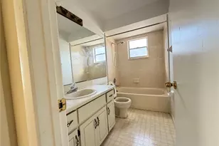 2750 Saffron Dr, Orlando, FL 32837 - Photo 2