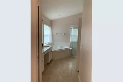 2636 Hawthorne Lane, Kissimmee, FL 34743 - Photo 14
