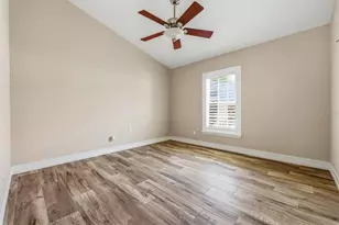 18806 Chemille Dr, Lutz, FL 33558 - Photo 36