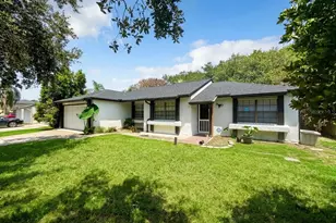 113 S Deerwood Ave, Orlando, FL 32825 - Photo 2