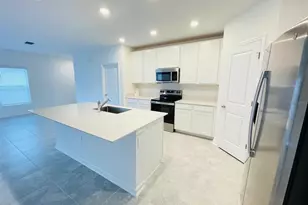 1776 White Water Ct, Davenport, FL 33837 - Photo 8