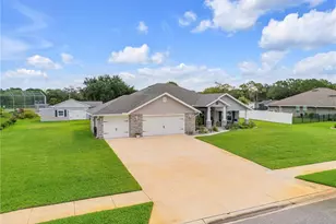 215 Lagoon Mist Ct, Oak Hill, FL 32759 - Photo 2