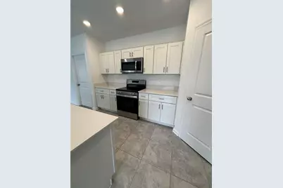 1338 Deepwater Circle, Eagle Lake, FL 33839 - Photo 4