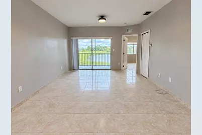 522 Villa Del Sol Circle #203, Orlando, FL 32824 - Photo 4