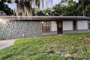 7925 Napoleon St, Orlando, FL 32825 - Photo 2
