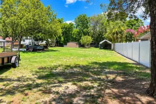 213 Oleander Dr, Lake Wales, FL 33855 - Photo 6