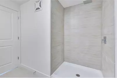 5563 Millenia Park Blvd #224, Orlando, FL 32839 - Photo 12