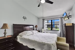 6120 Fairfield Cir, Greenacres, FL 33463 - Photo 8