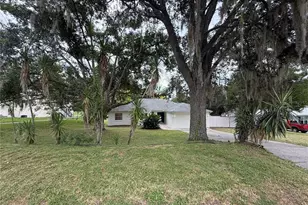 12054 Joe Herrmann Dr, San Antonio, FL 33576 - Photo 28