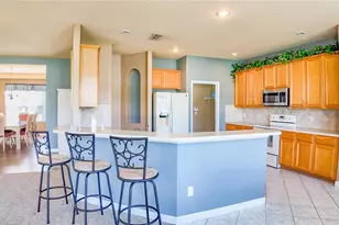 3145 Twisted Oak Loop, Kissimmee, FL 34744 - Photo 4