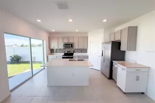 124 Citrine Loop, Kissimmee, FL 34758 - Photo 2