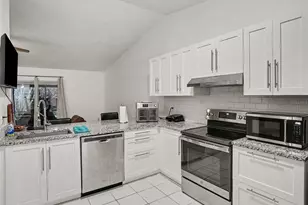 5989 Talavera St, Orlando, FL 32807 - Photo 12