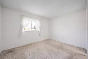 6657 Gunnell Ct, Orlando, FL 32809 - Photo 10