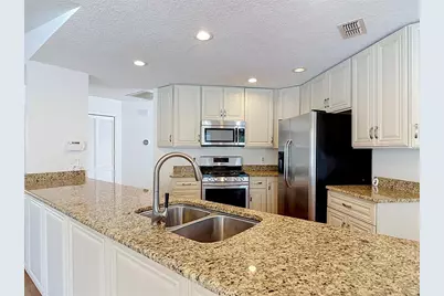 510 Brokenshire Drive, Debary, FL 32713 - Photo 6