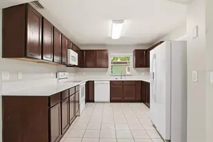 2210 Beatrice Dr, Orlando, FL 32810 - Photo 14