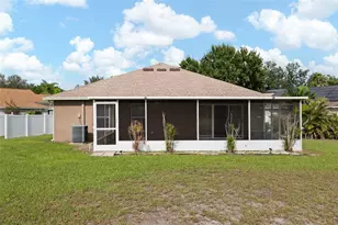 12315 Twinkling Star Pl, Riverview, FL 33578 - Photo 2