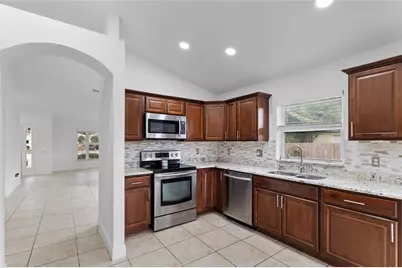 12315 Twinkling Star Place, Riverview, FL 33578 - Photo 6