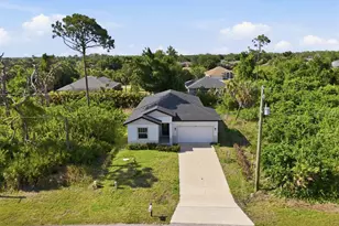 136 Lomas Rd, Rotonda West, FL 33947 - Photo 2