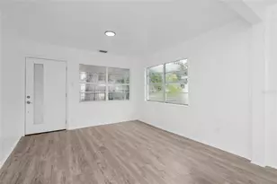 8021 N Edison Ave, Tampa, FL 33604 - Photo 6