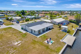 106 Leland St SE, Port Charlotte, FL 33952 - Photo 2