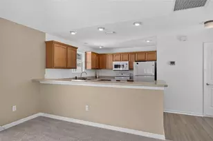 2071 Jasper Way, The Villages, FL 32162 - Photo 8