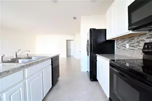 1842 Katz Crossing Dr, Kissimmee, FL 34744 - Photo 8