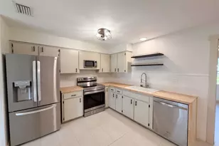 34390 Orchid Pkwy, Ridge Manor, FL 33523 - Photo 2