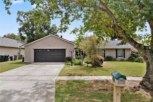 1818 Crownwood Dr, Orlando, FL 32810 - Photo 1
