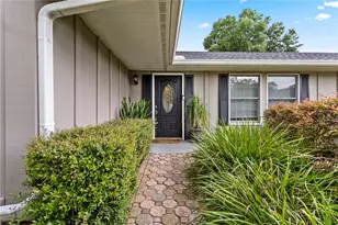 1818 Crownwood Dr, Orlando, FL 32810 - Photo 2