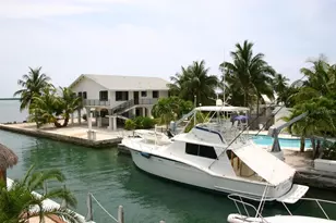 25387 3rd St, Summerland Key, FL 33042 - Photo 14