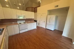 8815 Village Green Blvd, Clermont, FL 34711 - Photo 12