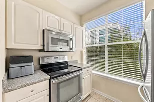 860 N Orange Ave, Orlando, FL 32801 - Photo 14