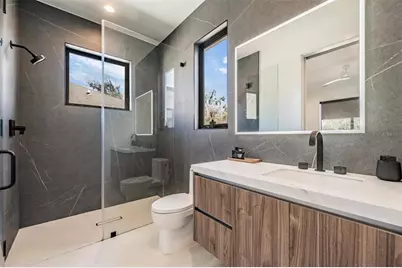 212 S Renellie Drive, Tampa, FL 33609 - Photo 20