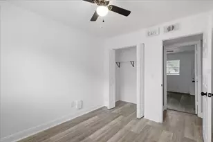 6402 Basic Ln, Orlando, FL 32810 - Photo 12