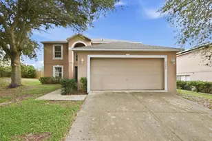 2228 Sandridge Cir, Eustis, FL 32726 - Photo 2