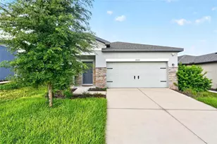 2222 Hemingway Cir, Groveland, FL 34736 - Photo 2