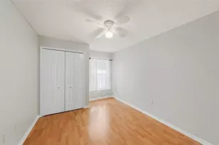 907 Brittany Park Blvd, Tarpon Springs, FL 34689 - Photo 22