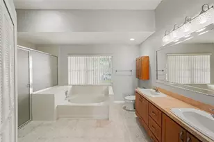 907 Brittany Park Blvd, Tarpon Springs, FL 34689 - Photo 18