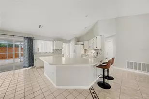 907 Brittany Park Blvd, Tarpon Springs, FL 34689 - Photo 12